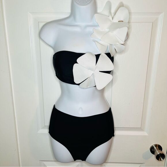 Davi & Dani One Shoulder Flower Two Piece Swim Set Black & White Bikini S NWT - Picture 5 of 12